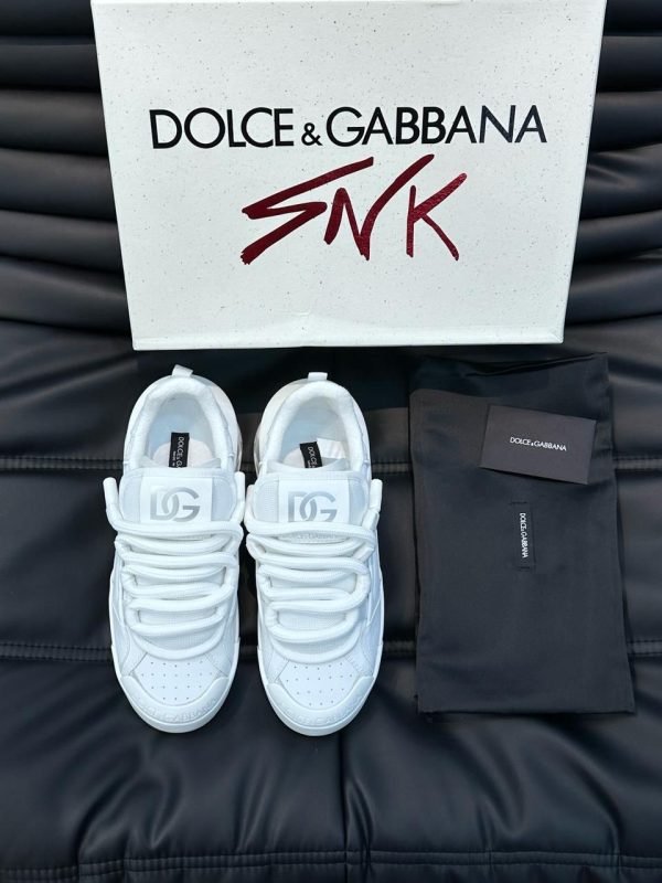 Dolce & gabbana shoes | 450 AED