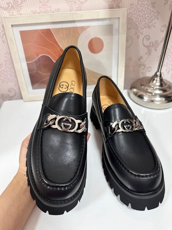 Gucci shoes for men | 450 AED
