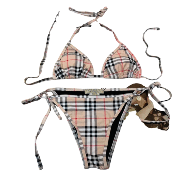 Burberry Bikini in Beige