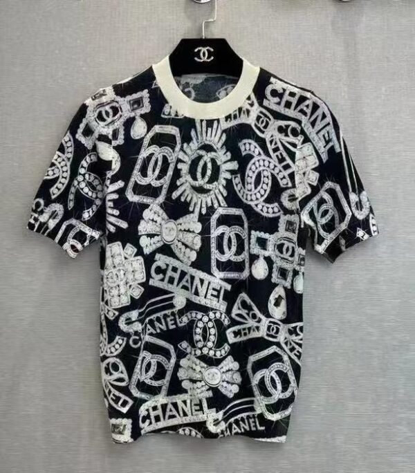 CHANEL 1548