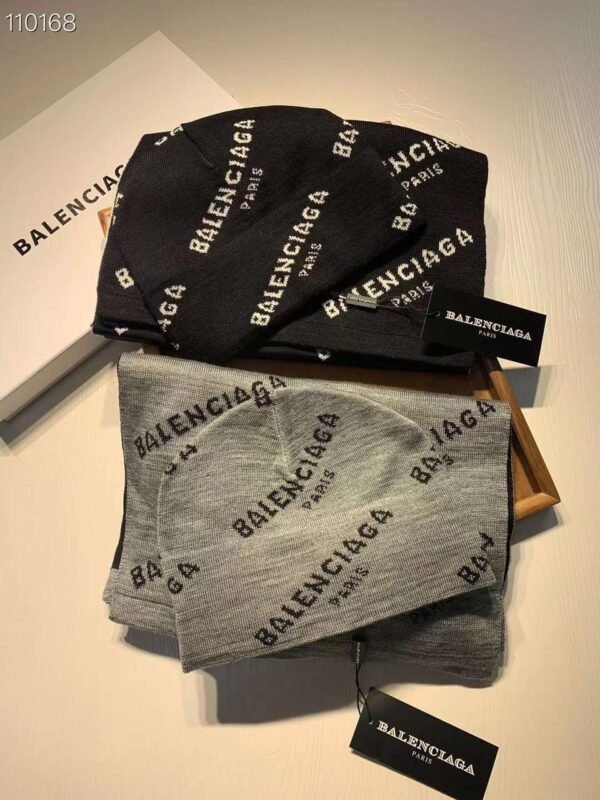BALENCIAGA