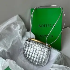 BOTTEGA Veneta Knitted Dumpling Bag