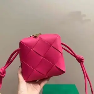 BOTTEGABottega Veneta Mini Cassette Camera Bag
