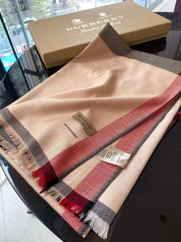 BURBERRY
