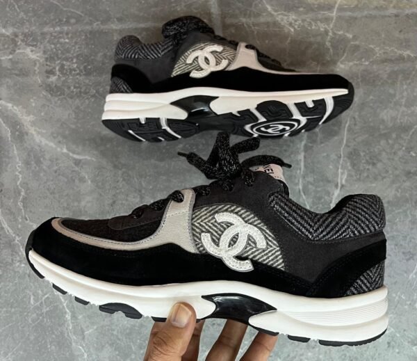 CHANEL