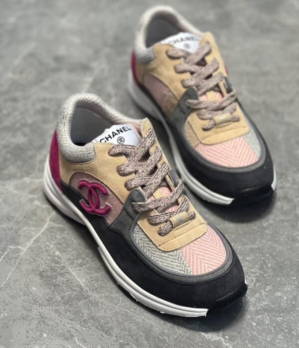 CHANEL