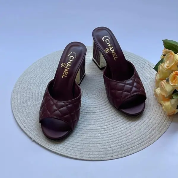 CHANEL