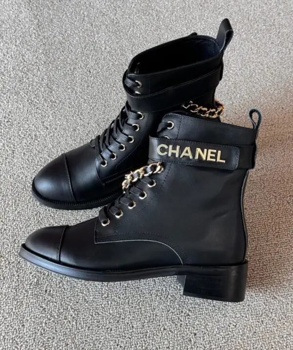 CHANEL