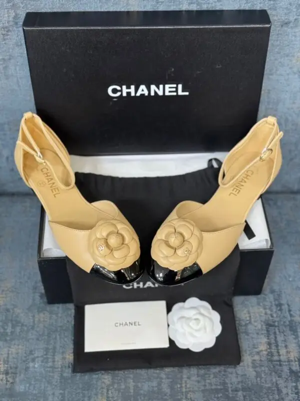 CHANEL