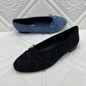 CHANEL Iconic CC Ballet Flats