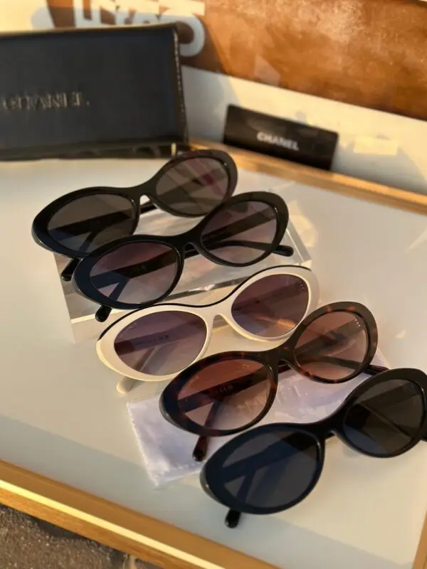 CHANEL