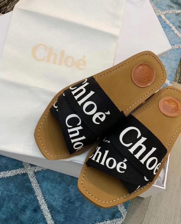 CHlOE