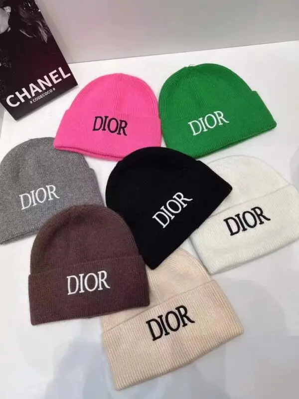 DIOR
