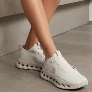 LOEWE X ON CLOUDTILT RUNNING
