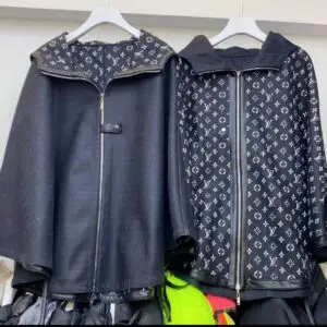 LOUSE VUITTON
