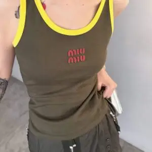 MIU MIU