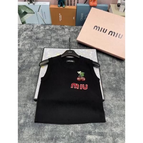 MIUMIU