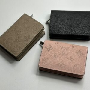 Louis Vuitton Clea Compact Wallet