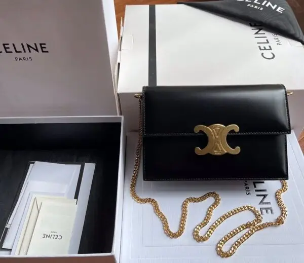 CELINE Triomphe Chain Bag