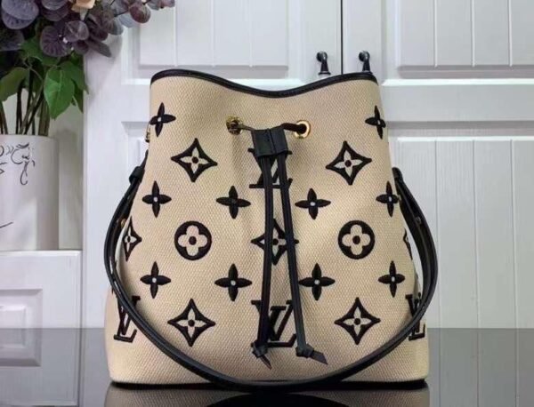 Louis Vuitton NeoNoé Handbag