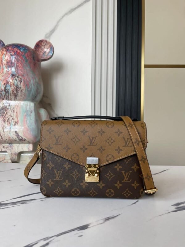 Louis Vuitton Monogram Shoulder Bag