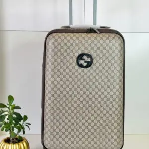 Design trolley - Dubai Fashion LUX
