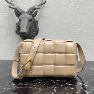 Padded Cassette Bag - Dubai Fashion LUX