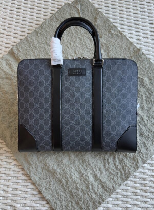 GUCCI 10 scaled