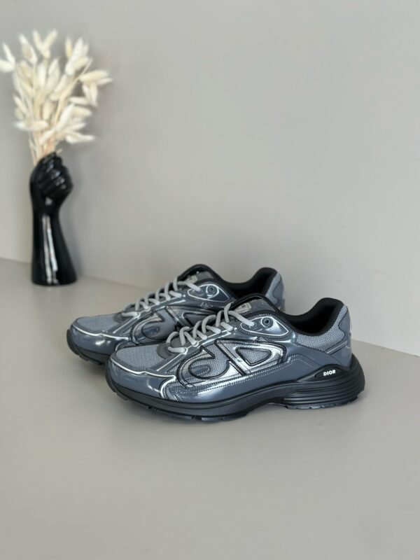 DIOR B30 Trainers