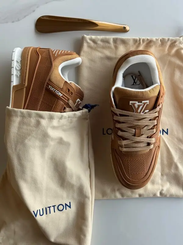 LOUIS VUITTON Runaway Sneakers