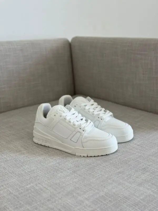 LOUIS VUITTON Trainer Sneaker