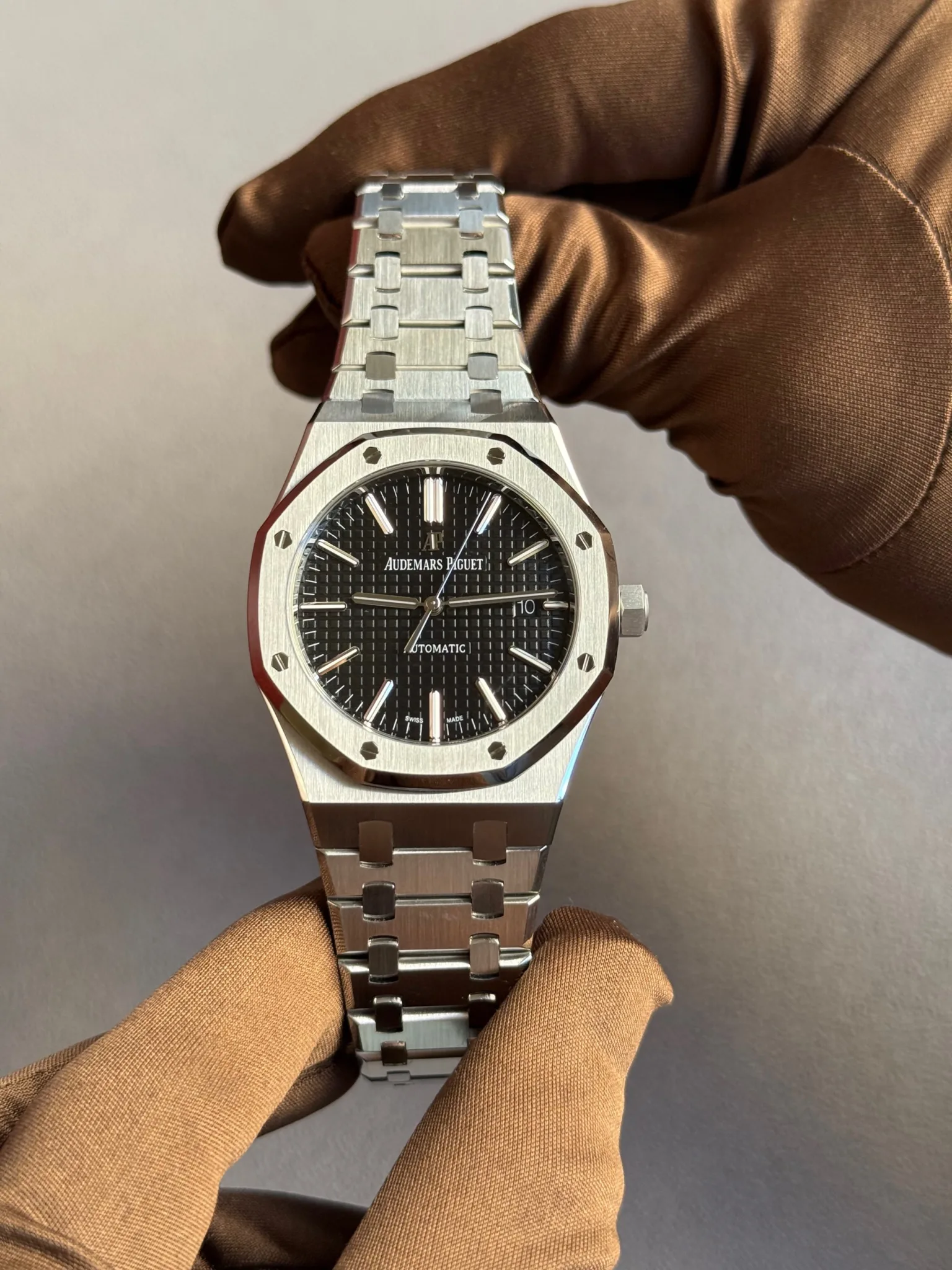 Audemars Piguet Royal Oak Self Winding 15400 - copywatchesdubai.com