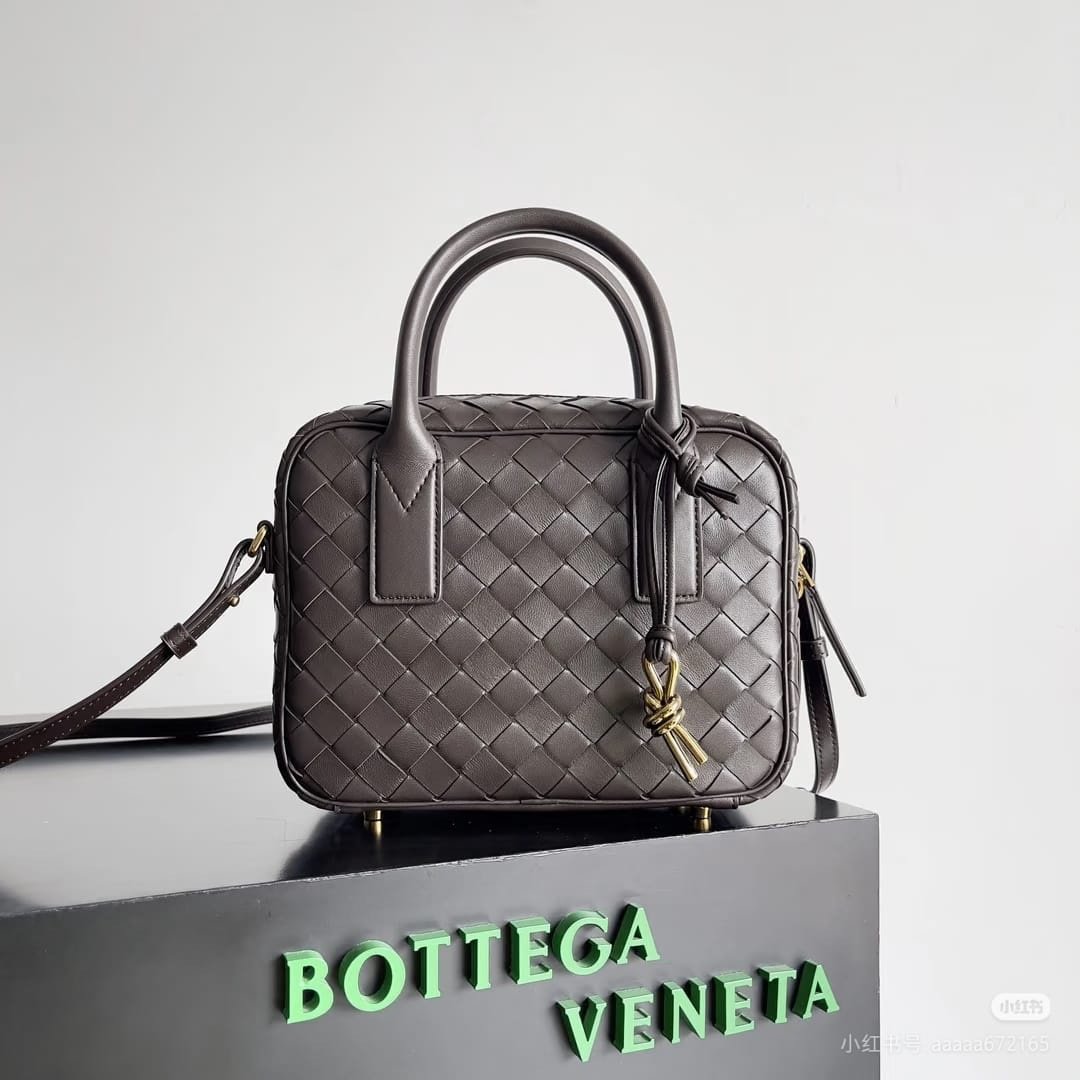 BOTTEGA