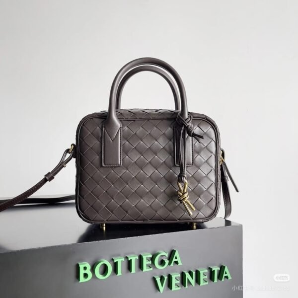 BOTTEGA