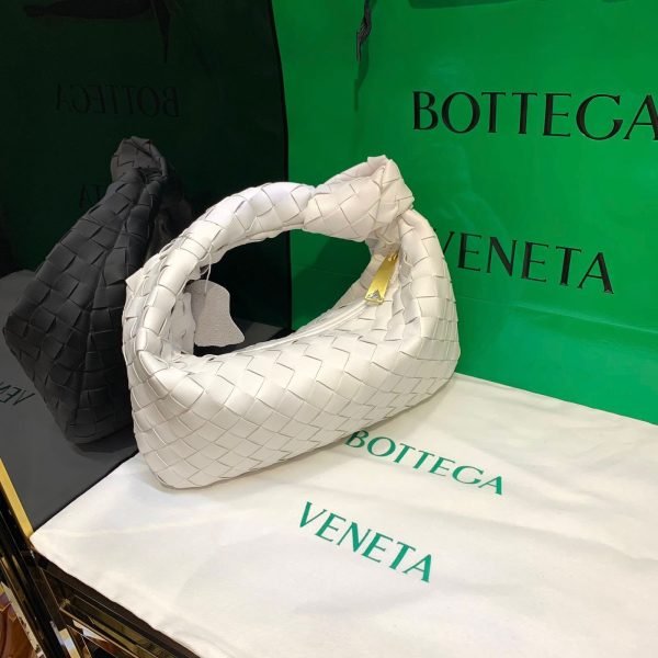 BOTTEGA