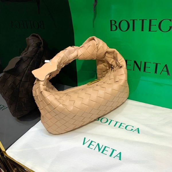 BOTTEGA