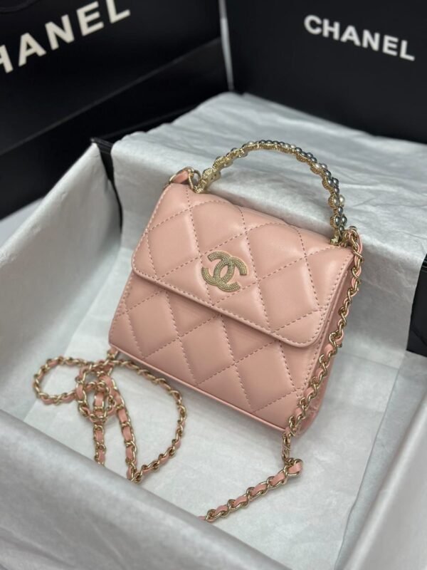 CHANEL