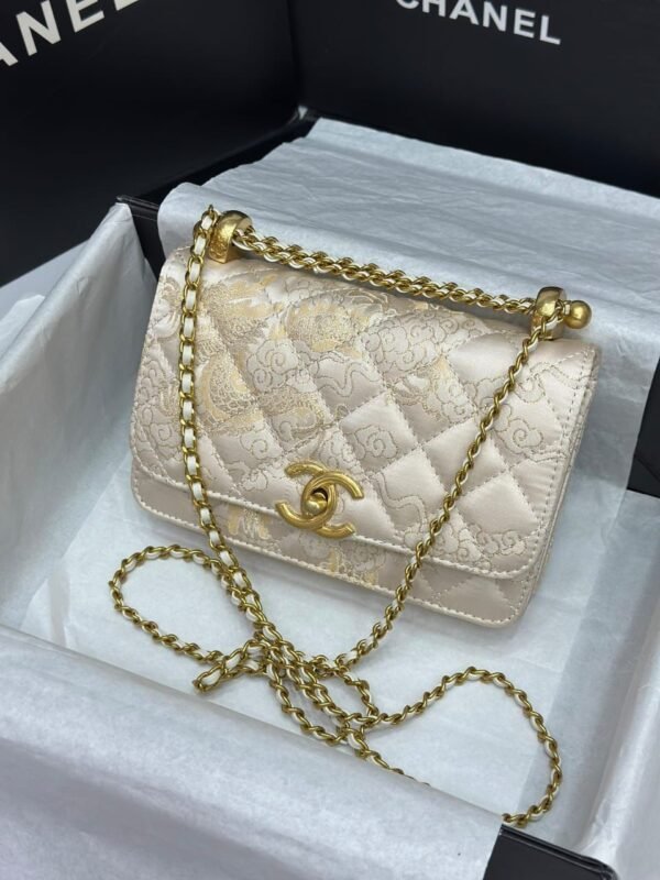 CHANEL