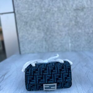 Design Baguette FF Chain Midi Bag - Blue/Black - Dubai Fashion LUX