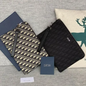 Design BLACK & BLUE OBLIQUE JACQUARD POUCH - Dubai Fashion LUX