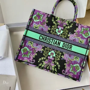 Design Book Tote Large for women - Dubai Fashion LUX