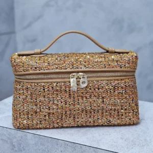 Design Extra Pocket crossbody bag - Dubai Fashion LUX