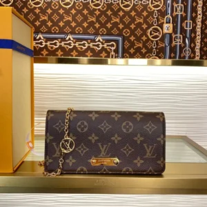 Design LV Lily Wallet On Chain Monogram Best Quality - Dubai Fashion LUX