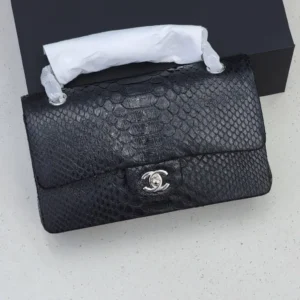 Design Python Small 20cm Classic Flap Bag Cream - Dubai Fashion LUX