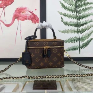 Design Vanity PM Bag - Dubai Fashion LUX