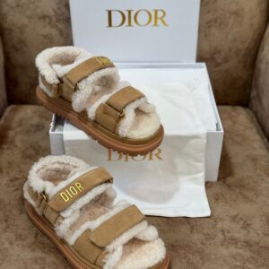 DIOR