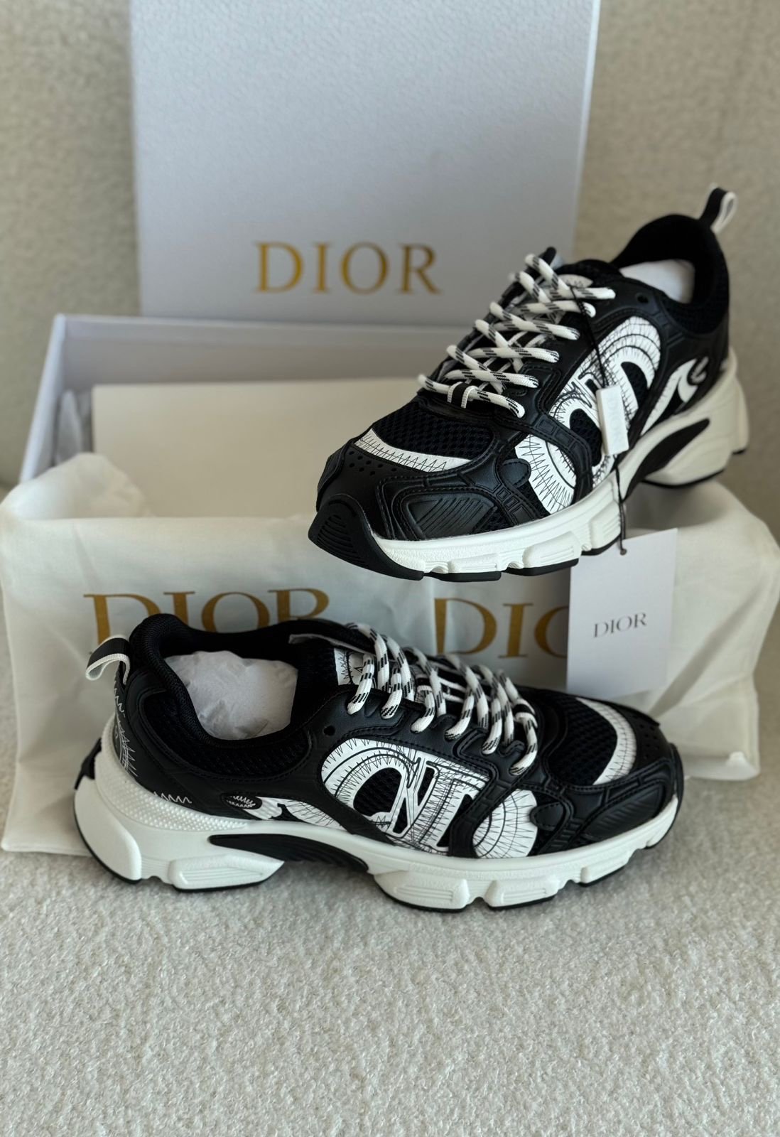 DIOR