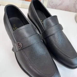 Gucci shoes