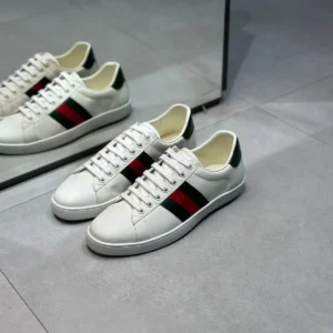 Gucci shoes