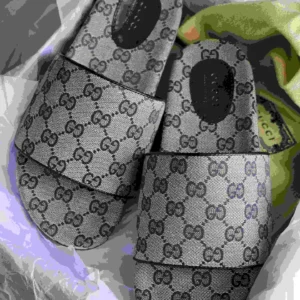 Gucci slipper